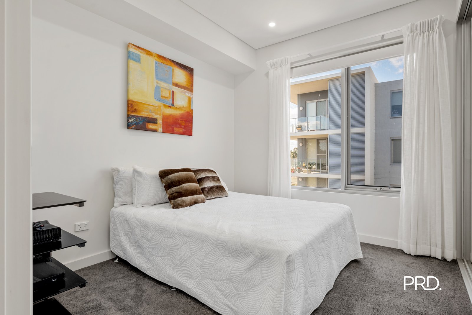 304/98 Lakeside Parade JORDAN SPRINGS 10