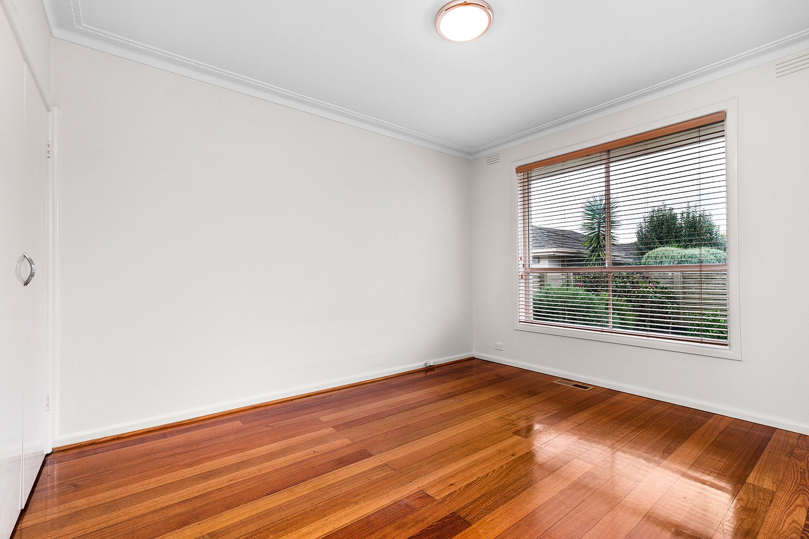Gallery: 304a Warrigal Road