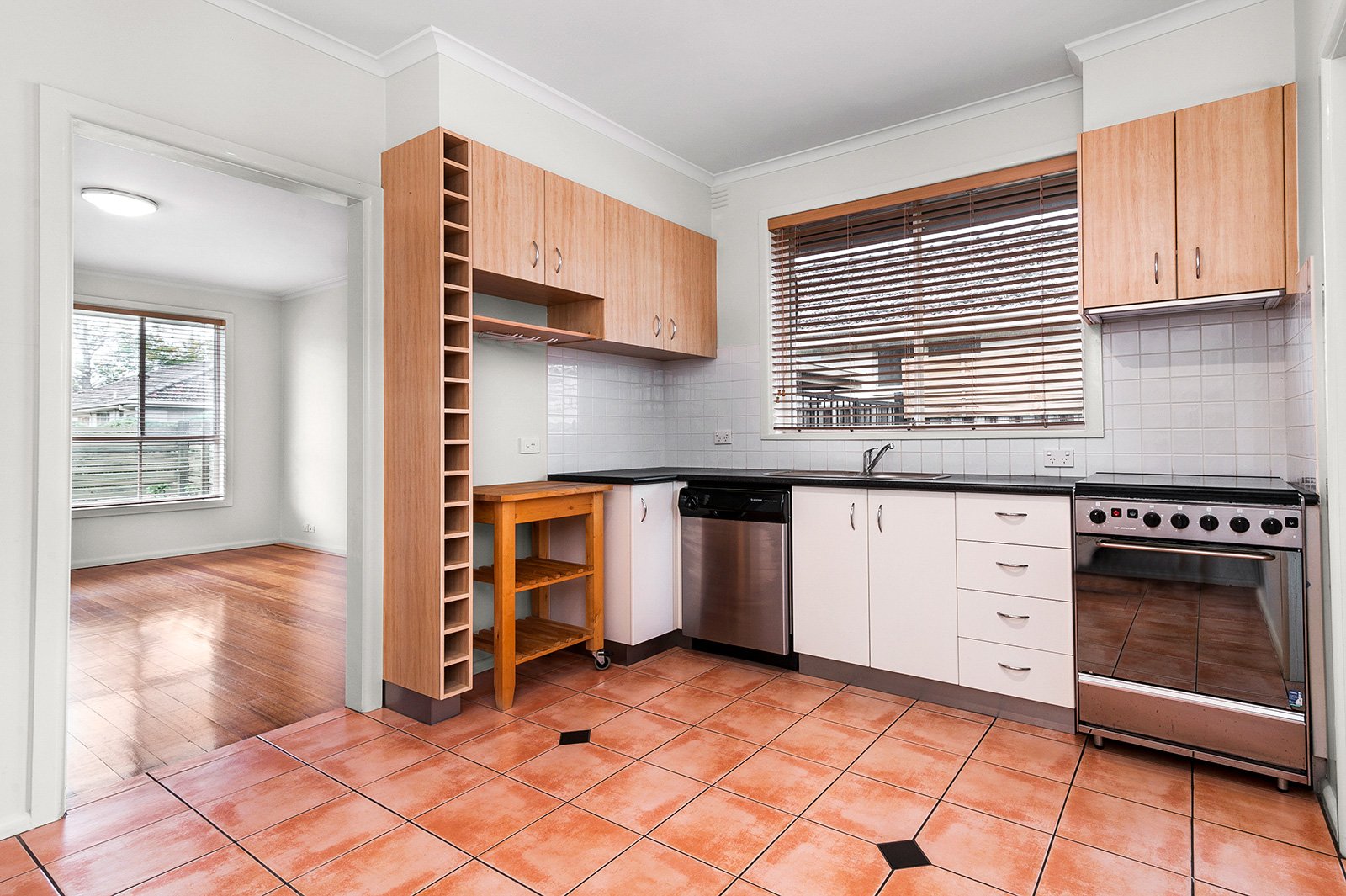 Gallery: 304a Warrigal Road