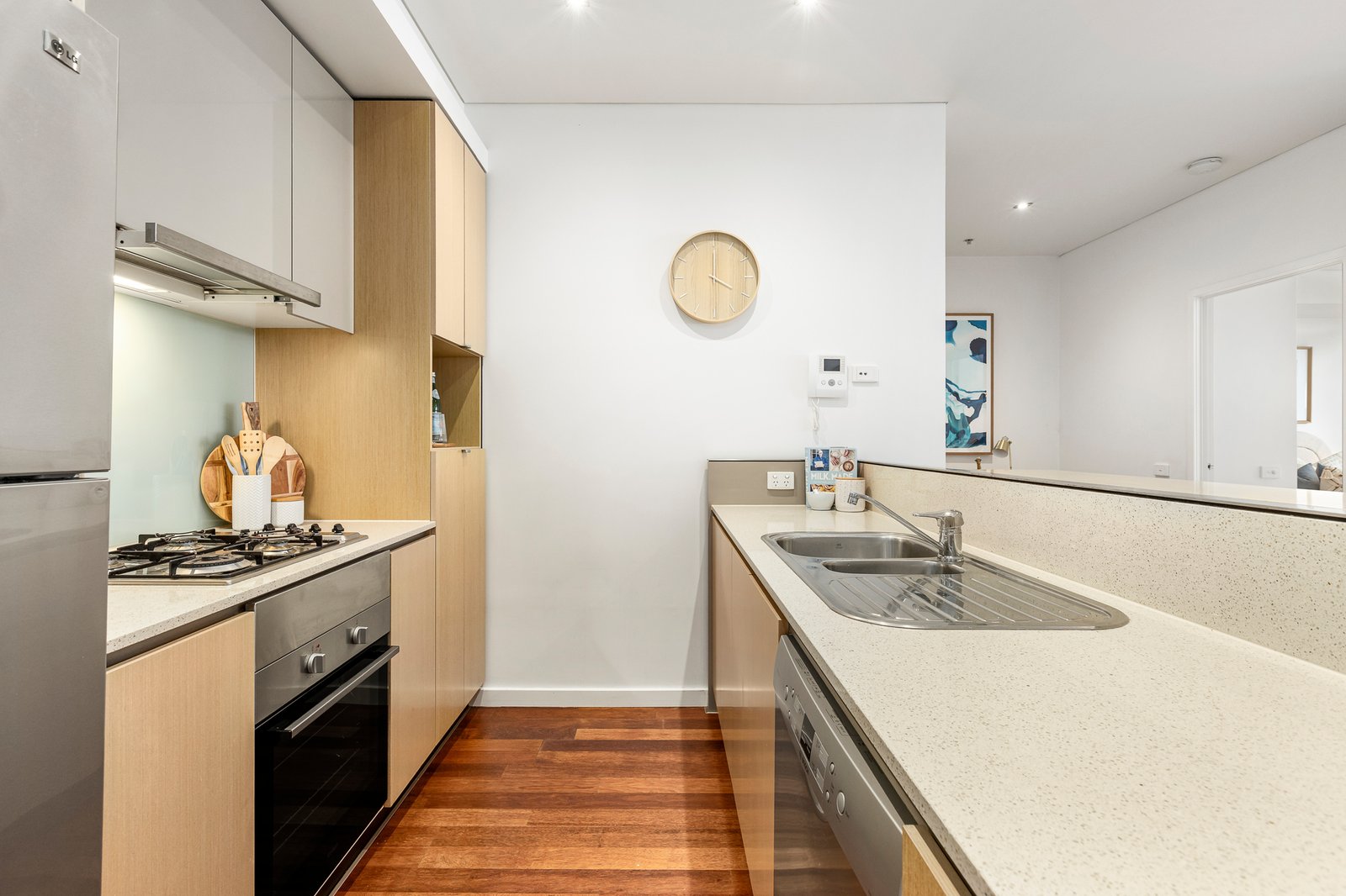 Gallery: 304G/93 Dow Street
