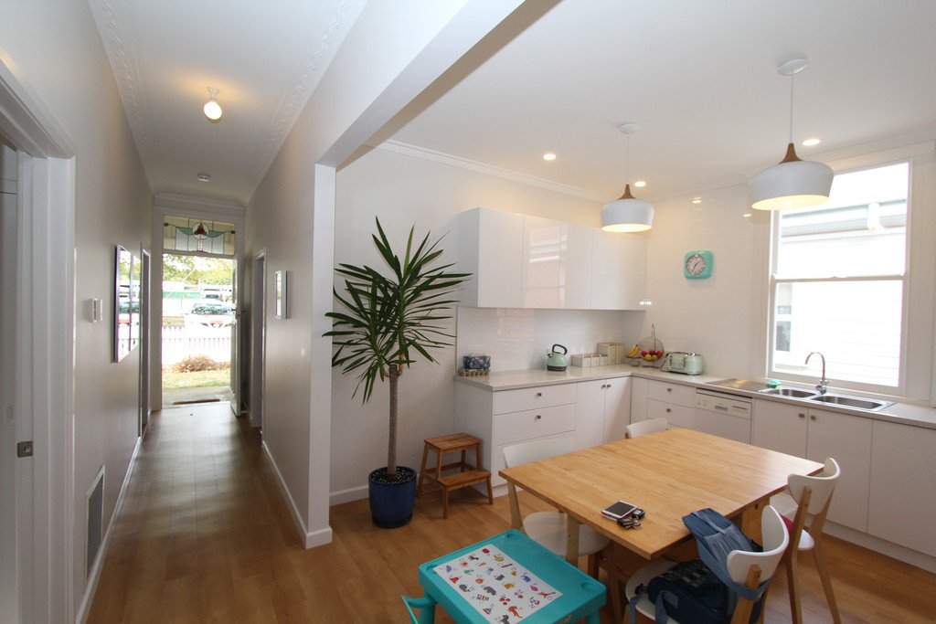 305 Clyde Street SOLDIERS HILL 7