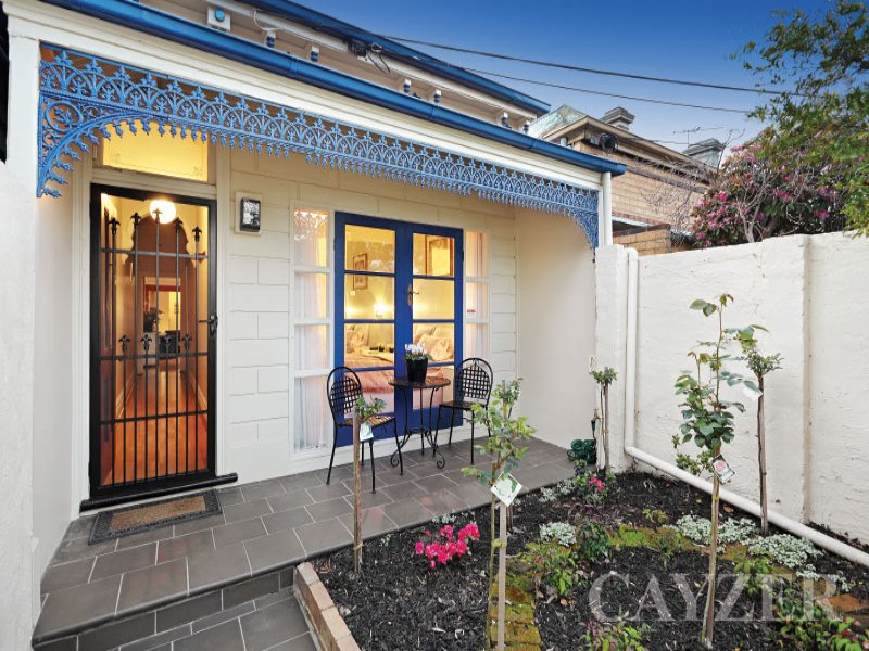 305 Esplanade East, PORT MELBOURNE