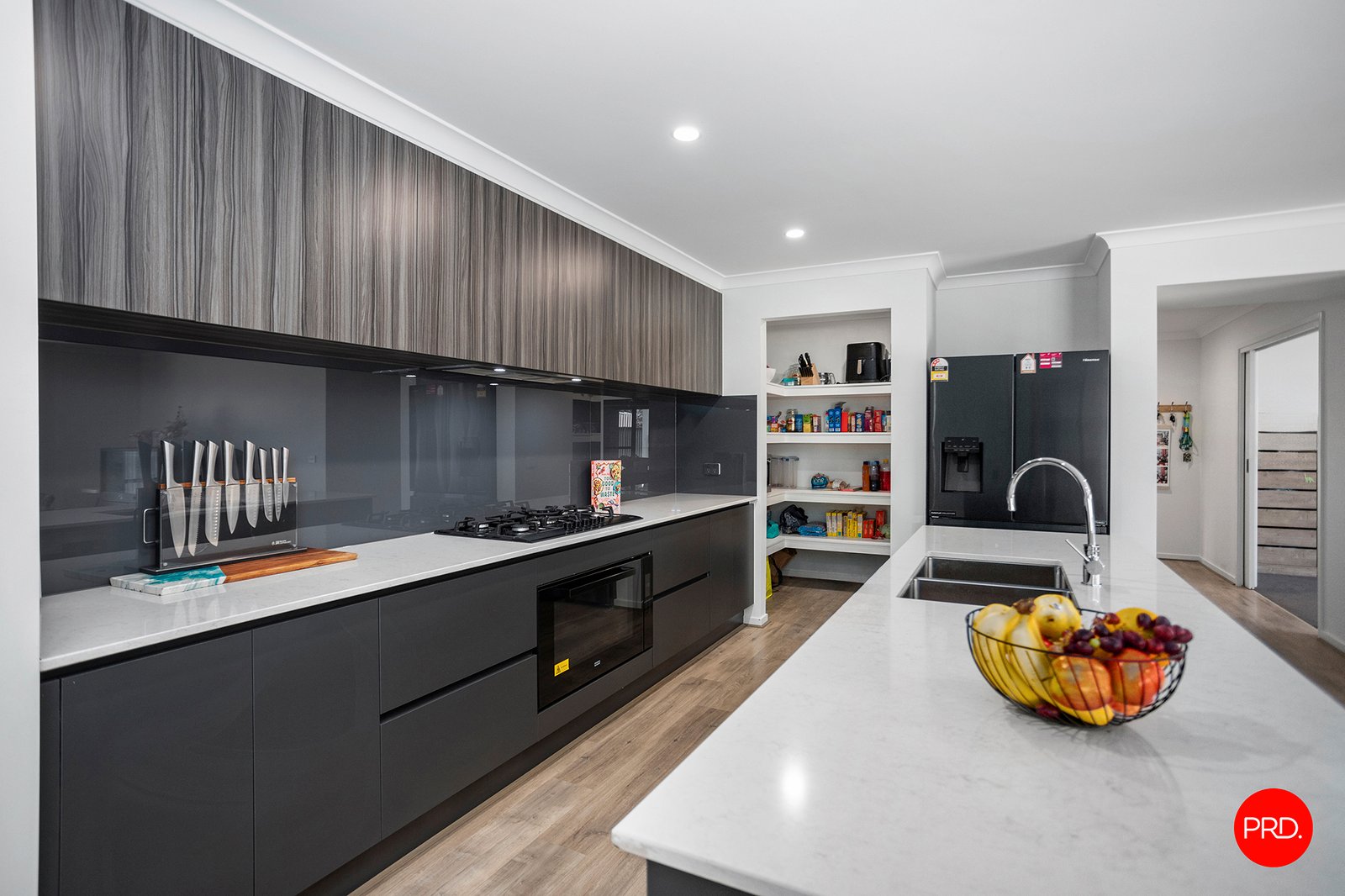 305 Mackenzie Street West  KANGAROO FLAT 8