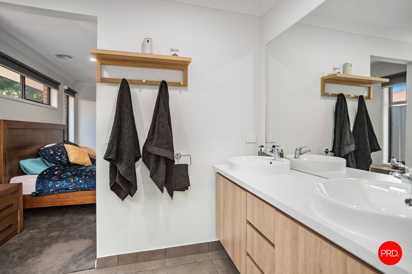 305 Mackenzie Street West  KANGAROO FLAT 17