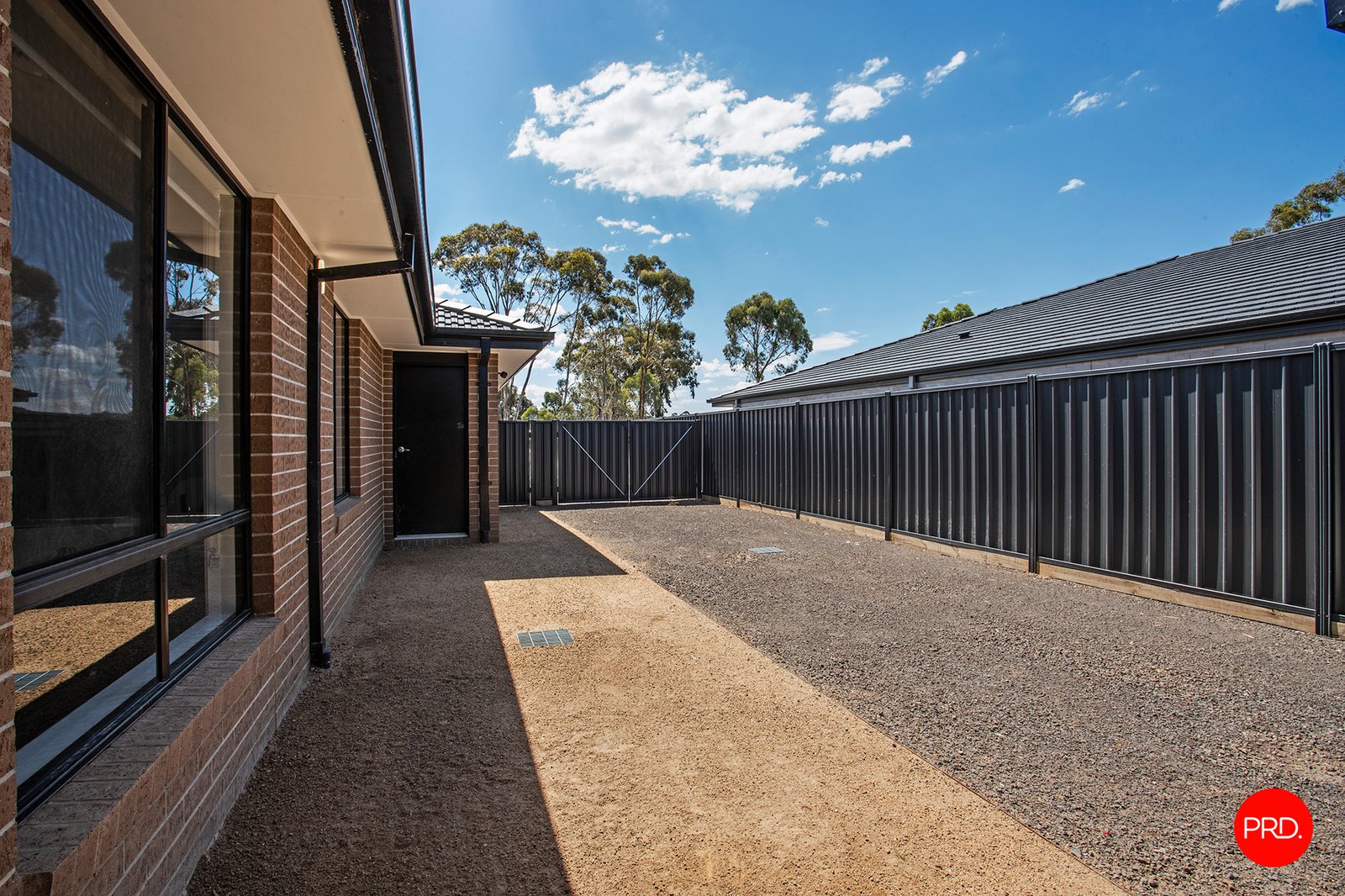 305 Mackenzie Street West  KANGAROO FLAT 25