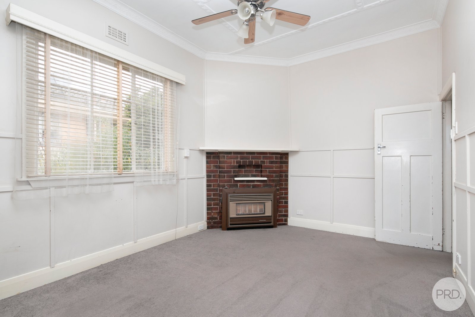305 Main Road GOLDEN POINT 2