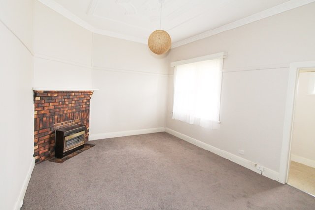 305 Main Road GOLDEN POINT 9