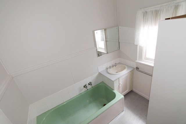 305 Main Road GOLDEN POINT 12
