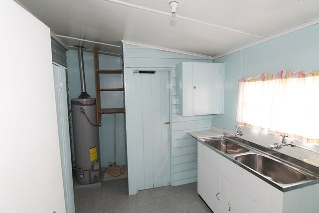 305 Main Road GOLDEN POINT 15