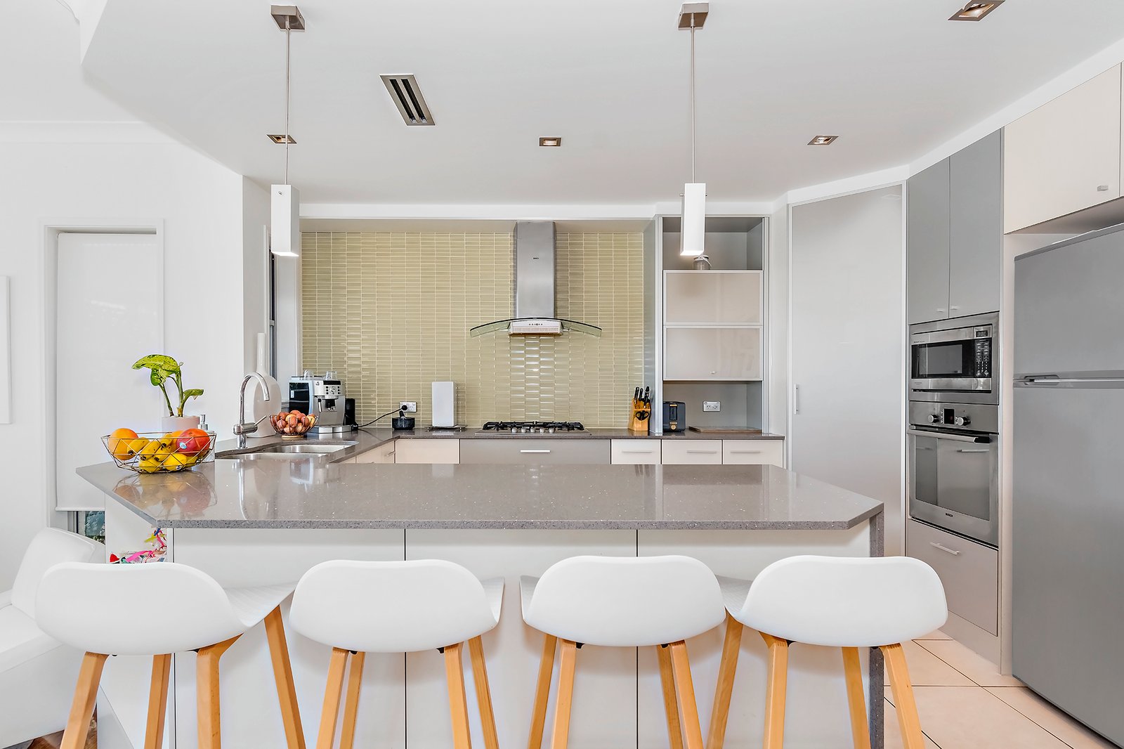 3050 Quay South Drive CARRARA 3