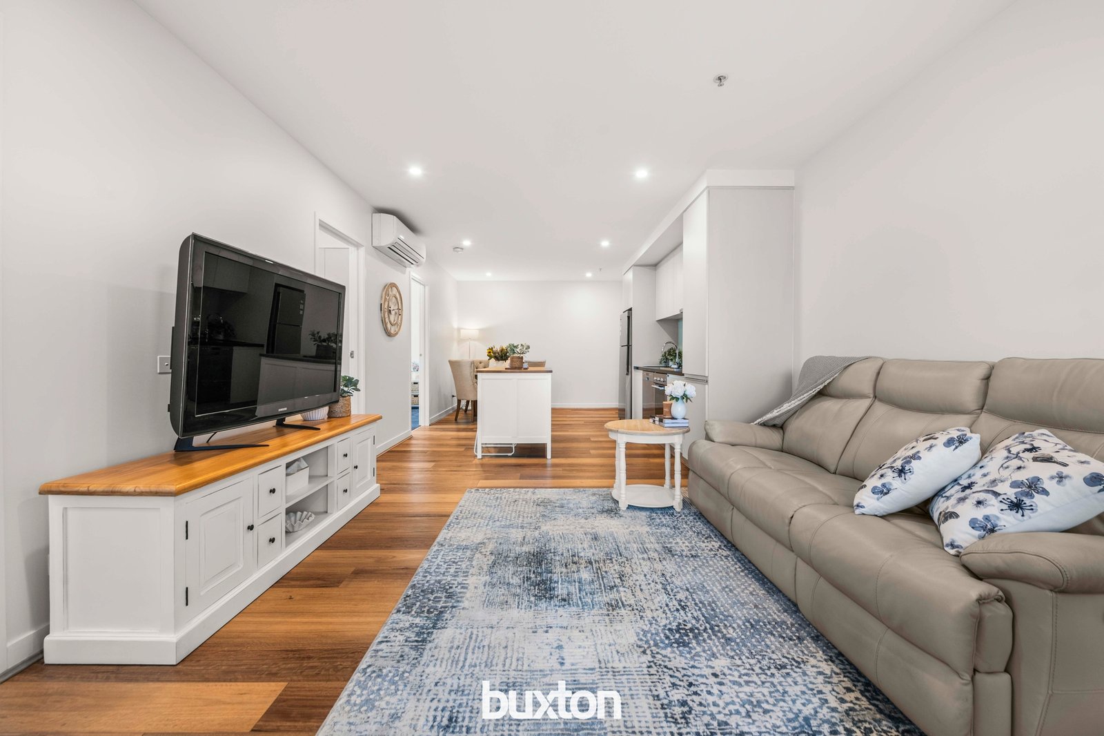 Gallery: 305/1088 Stud Road