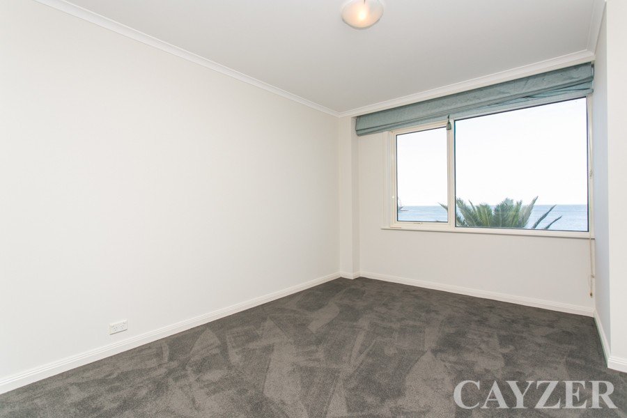 Gallery: 305/127 Beach Street