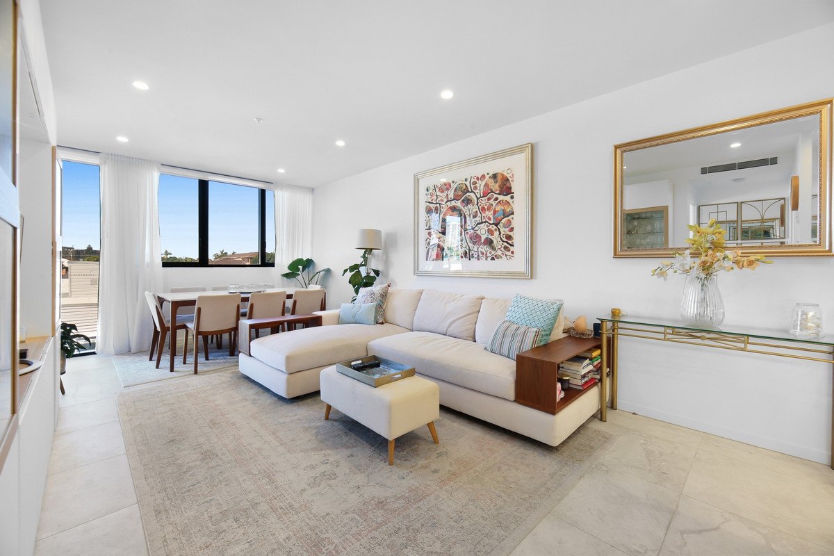 305/14 Twenty Eighth Avenue Palm Beach 13