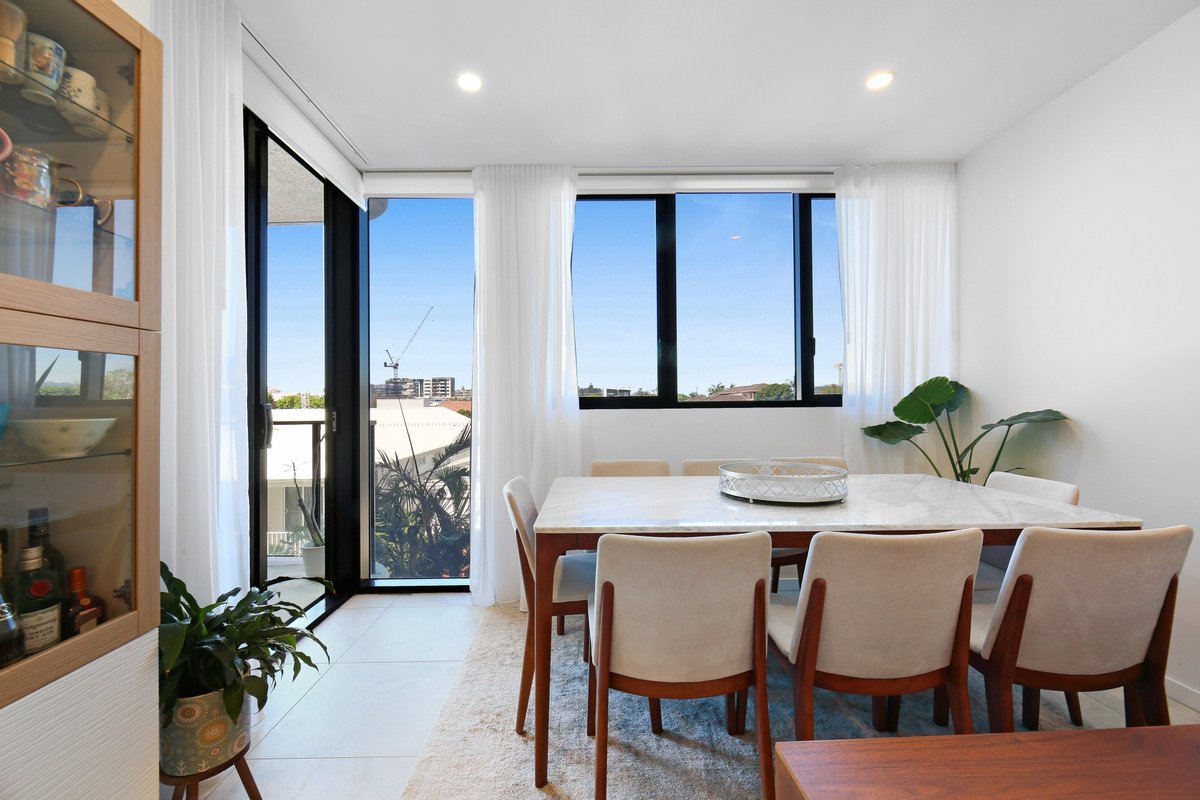 305/14 Twenty Eighth Avenue Palm Beach 15