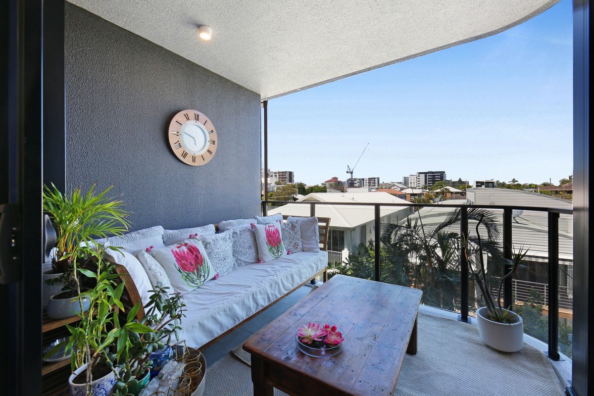 305/14 Twenty Eighth Avenue Palm Beach 17