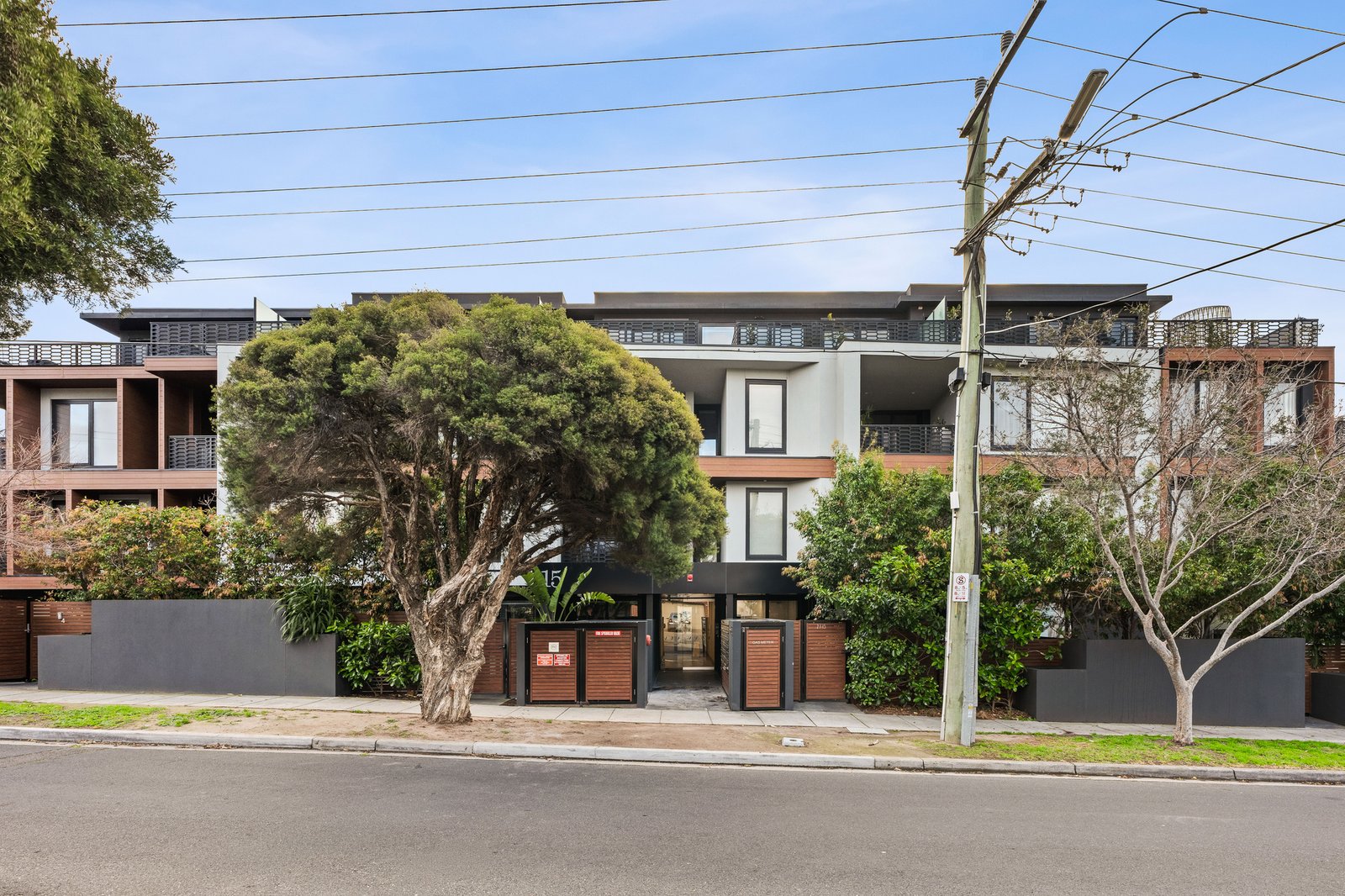 Gallery: 305/15 Vickery Street