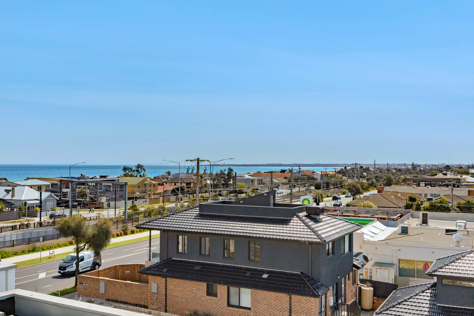 Gallery: 305/195 Station Street