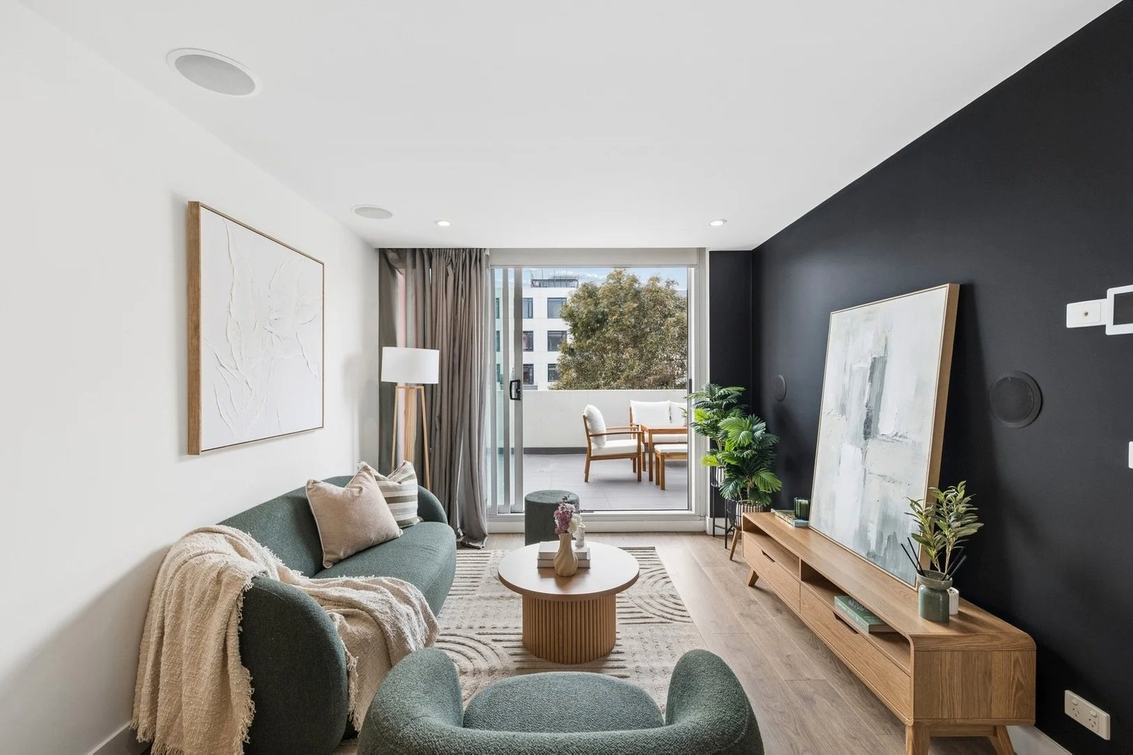 Gallery: 305/38 Nott Street