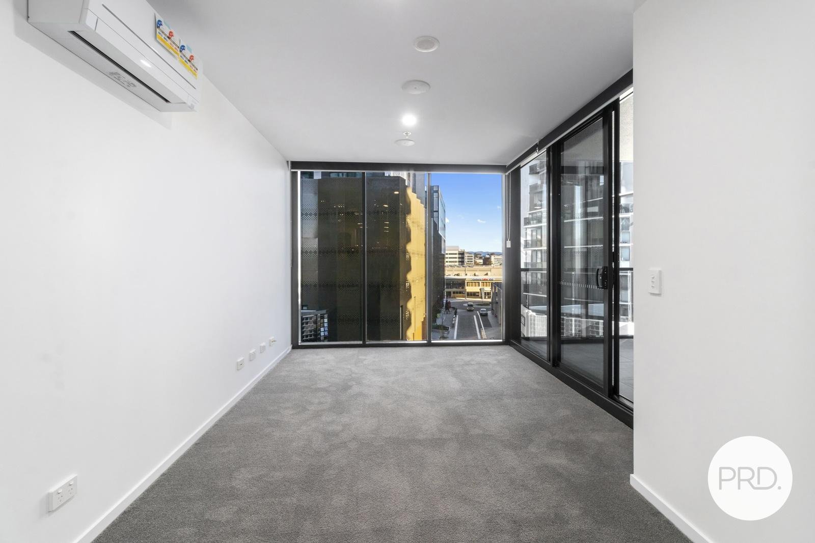 305/4 Grazier Lane BELCONNEN 5