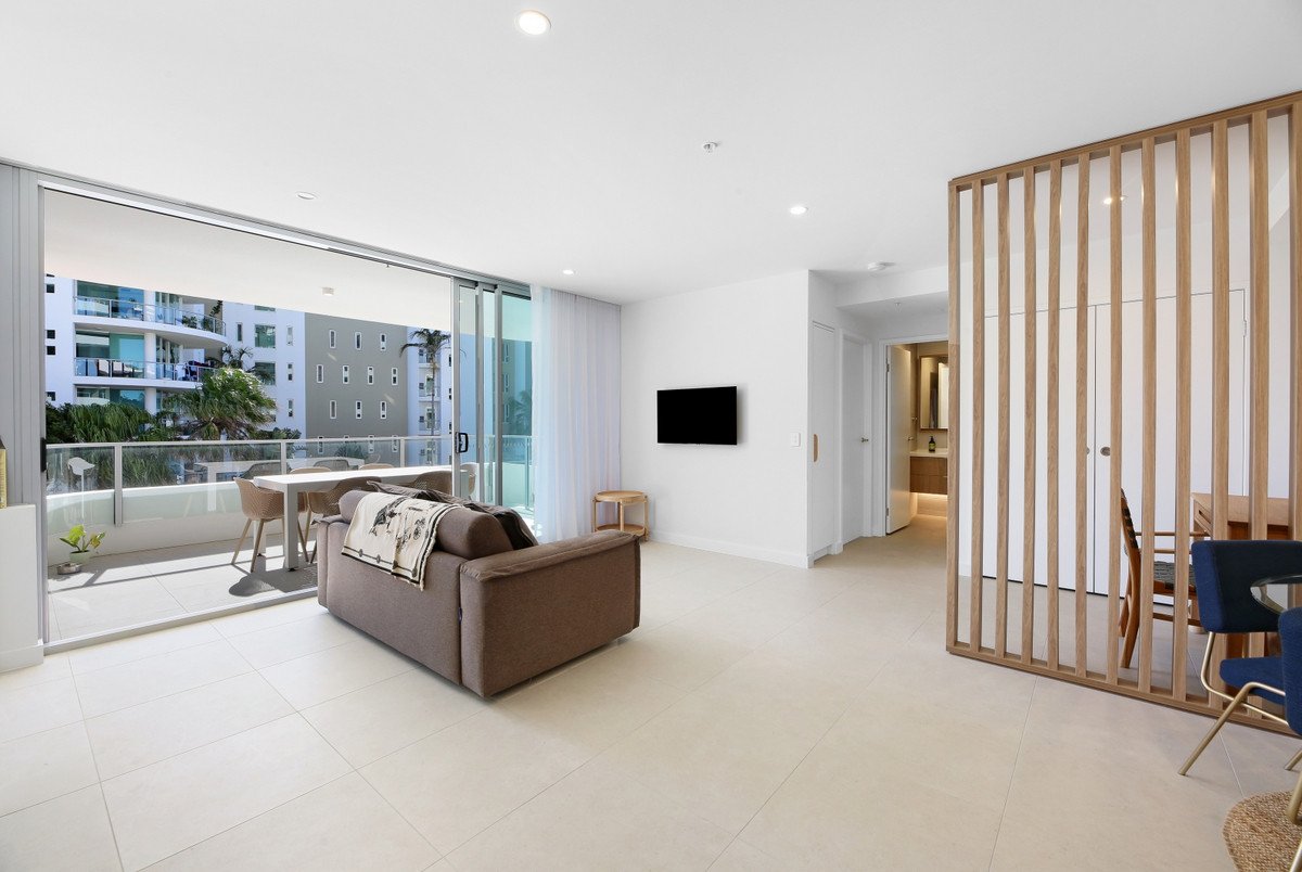 305/4 Twenty First Avenue Palm Beach 9