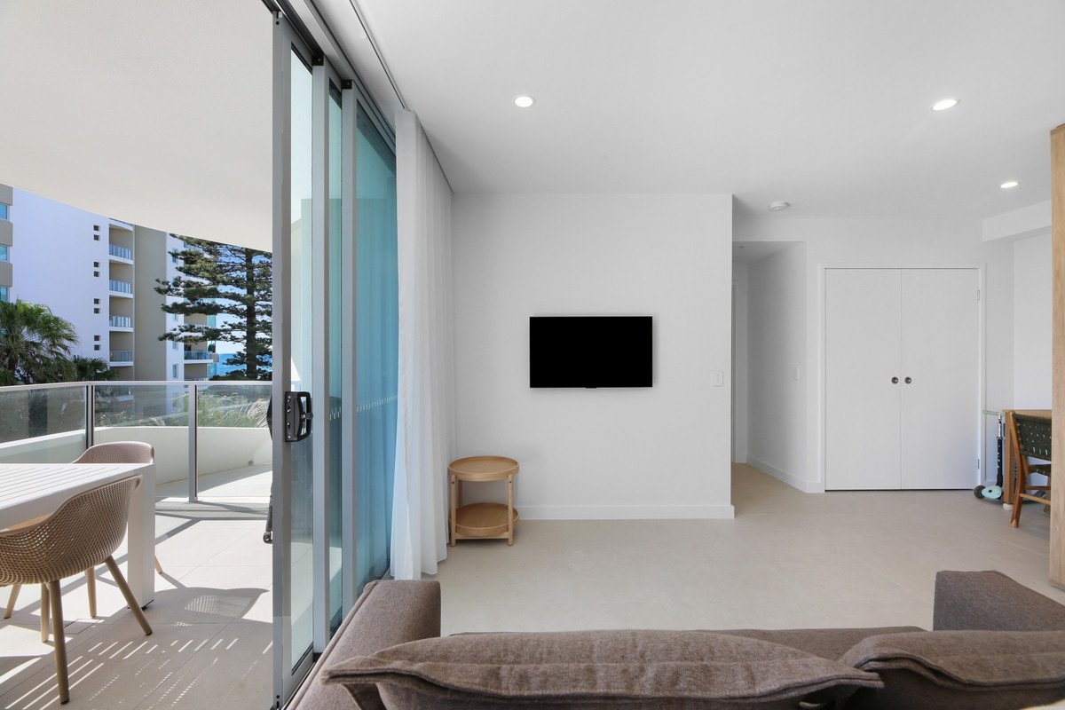 305/4 Twenty First Avenue Palm Beach 11