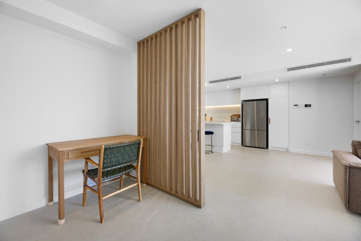 305/4 Twenty First Avenue Palm Beach 13