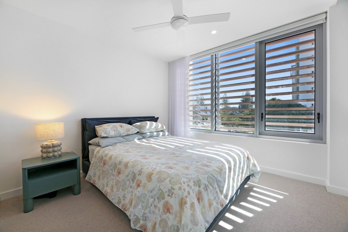 305/4 Twenty First Avenue Palm Beach 15