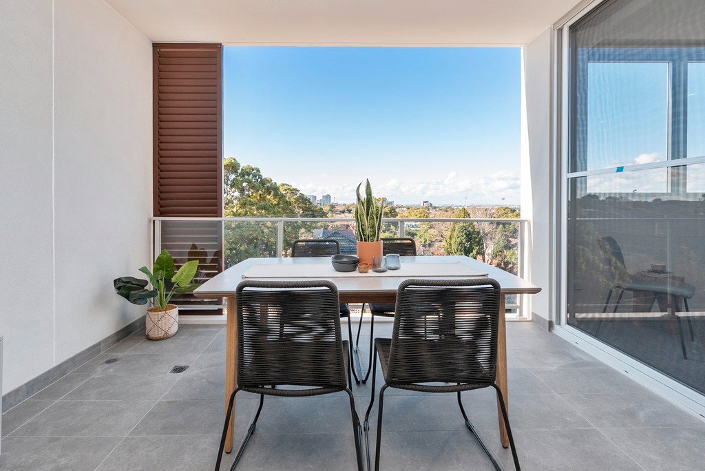 305/45-51 Andover Street CARLTON 7