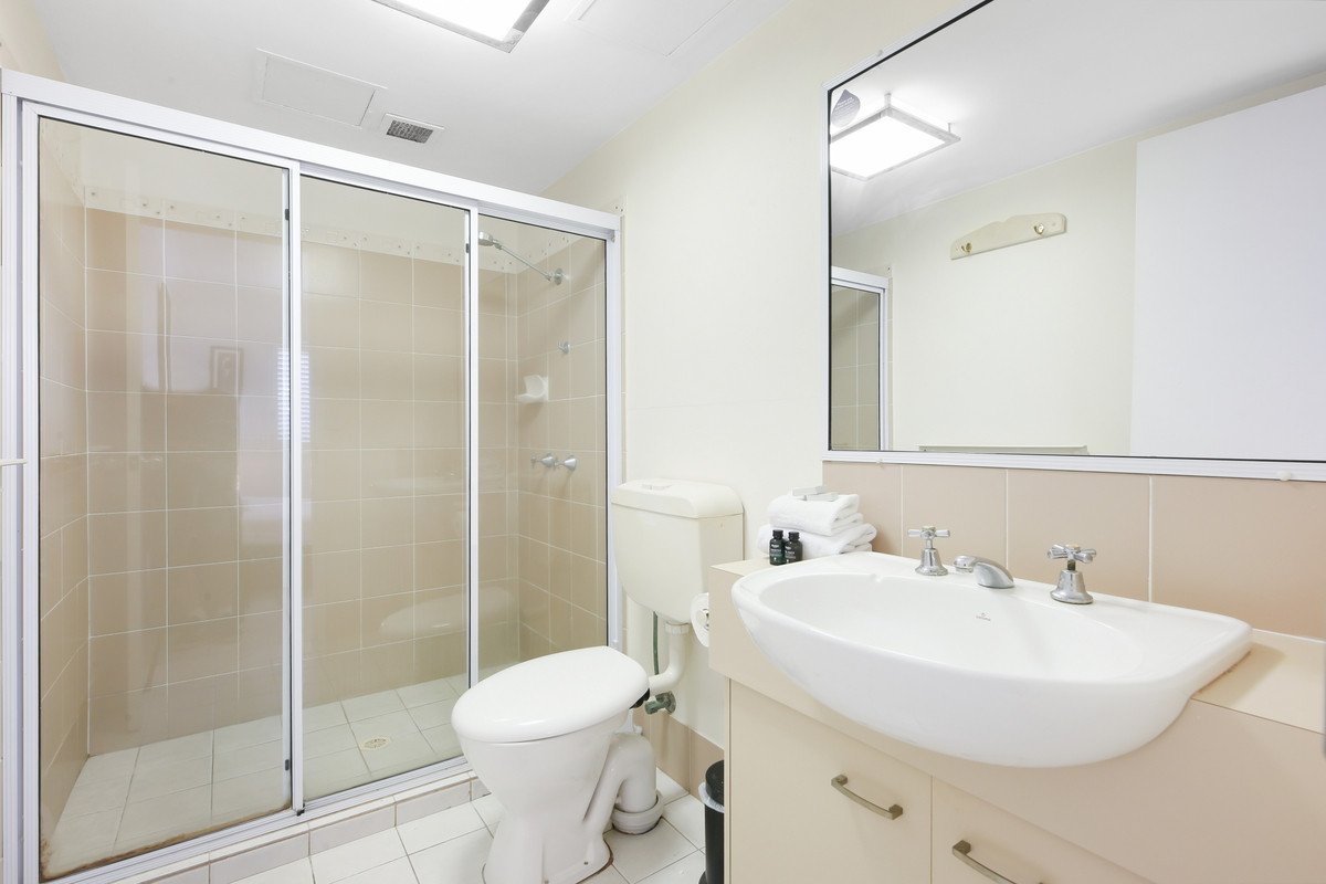 305/7 West Burleigh Road Burleigh Heads 10