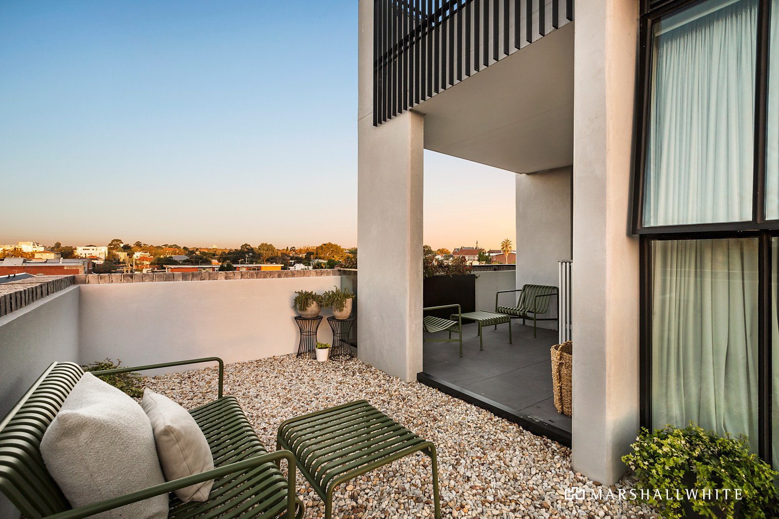 305/8 James Street, Windsor, VIC