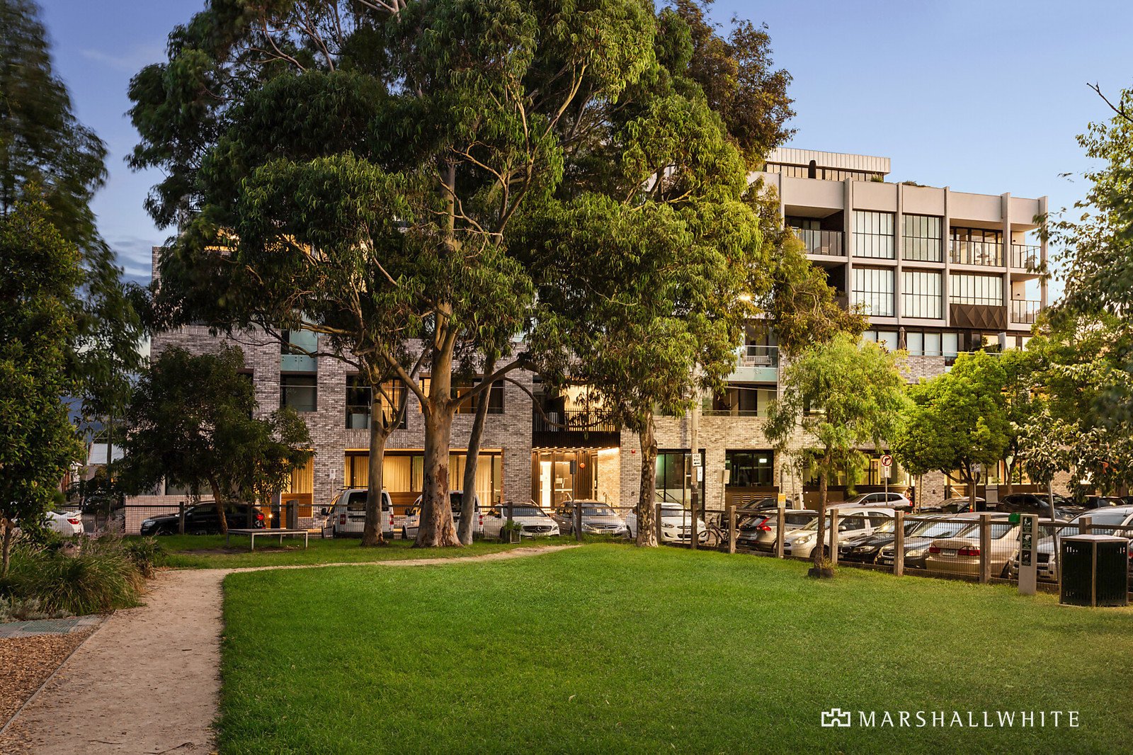 305/8 James Street, Windsor, VIC