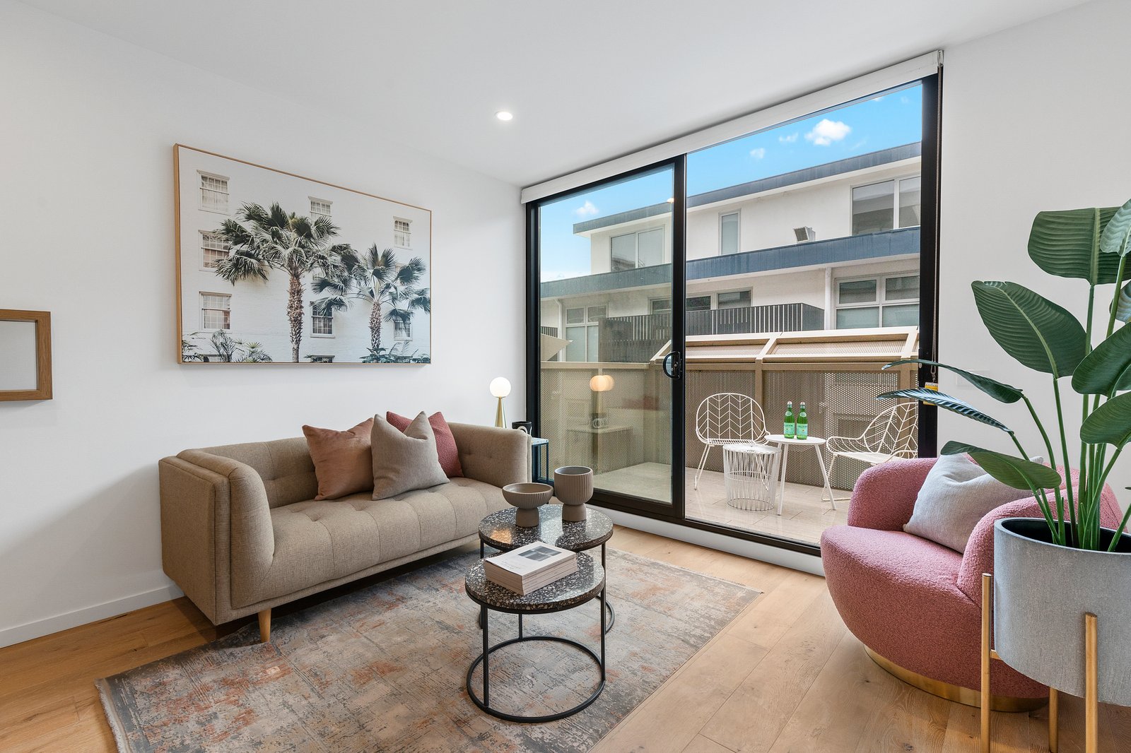 Gallery: 305/83-85 Drummond Street