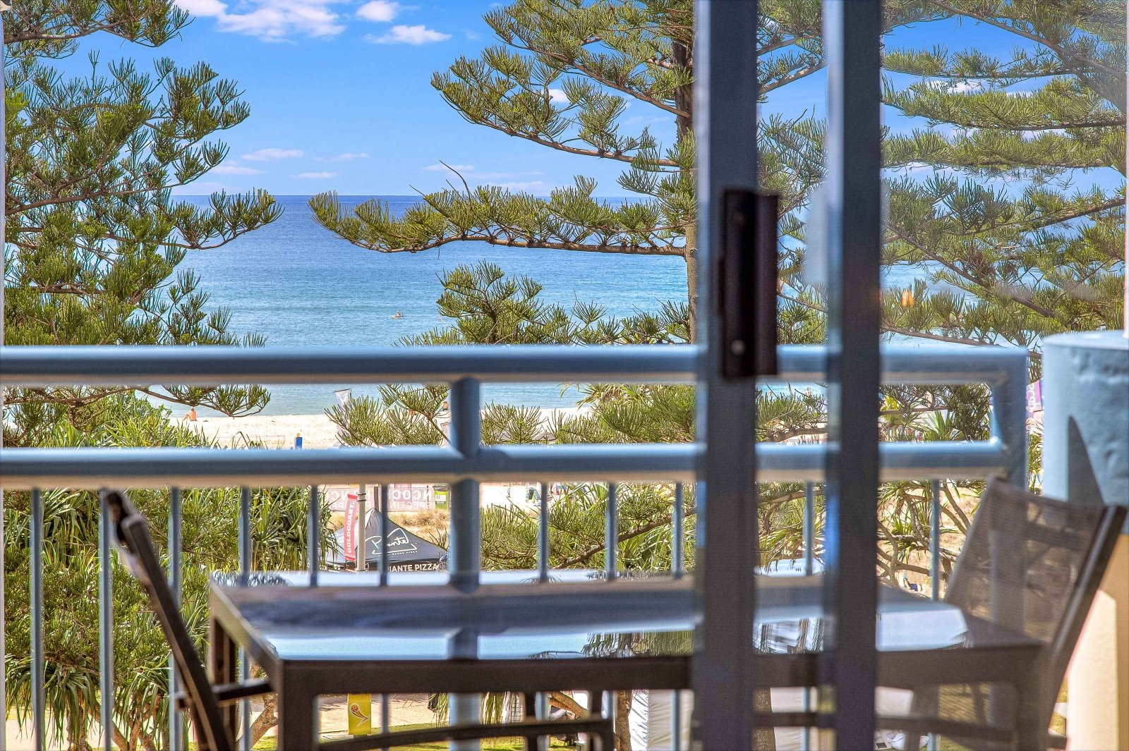 305/99 Griffith St  COOLANGATTA 2
