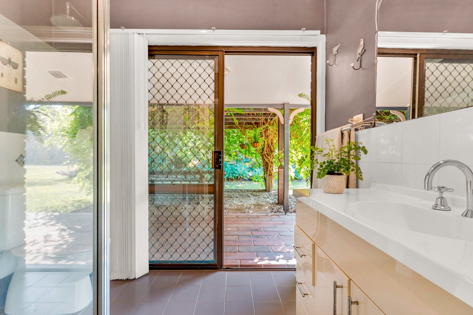 306 Eden Creek Road WYNEDEN 13