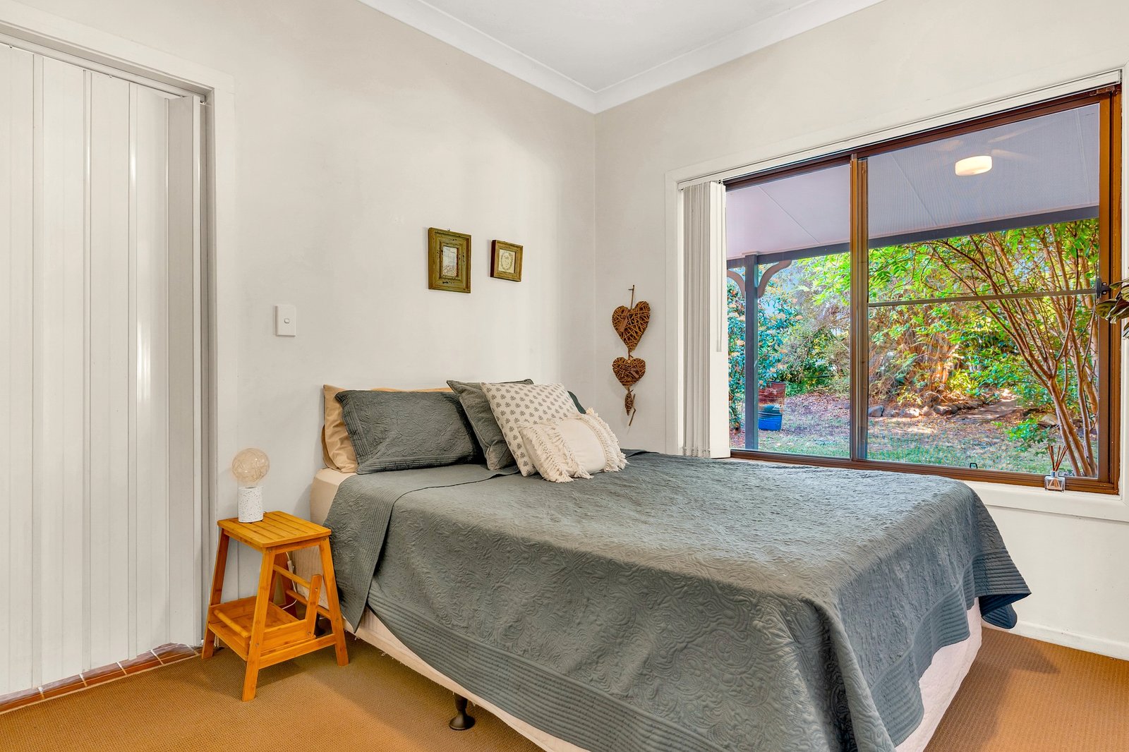 306 Eden Creek Road WYNEDEN 14