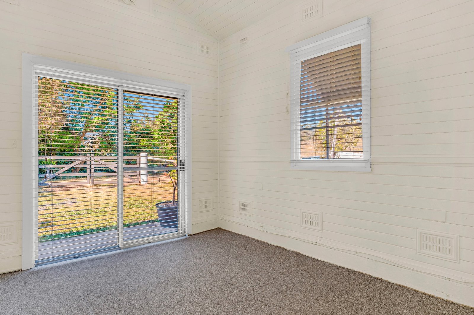 306 Eden Creek Road WYNEDEN 27