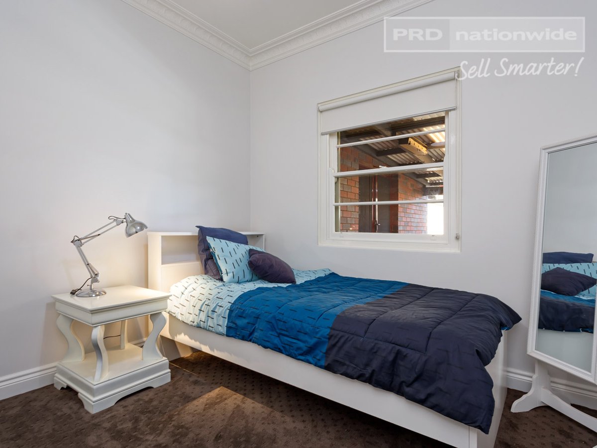 306 Edward Street WAGGA WAGGA 9