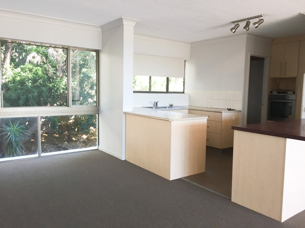 30/6 Eshelby Drive CANNONVALE 6