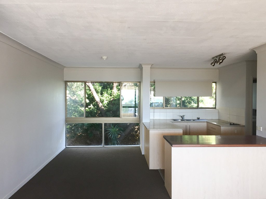 30/6 Eshelby Drive CANNONVALE 9