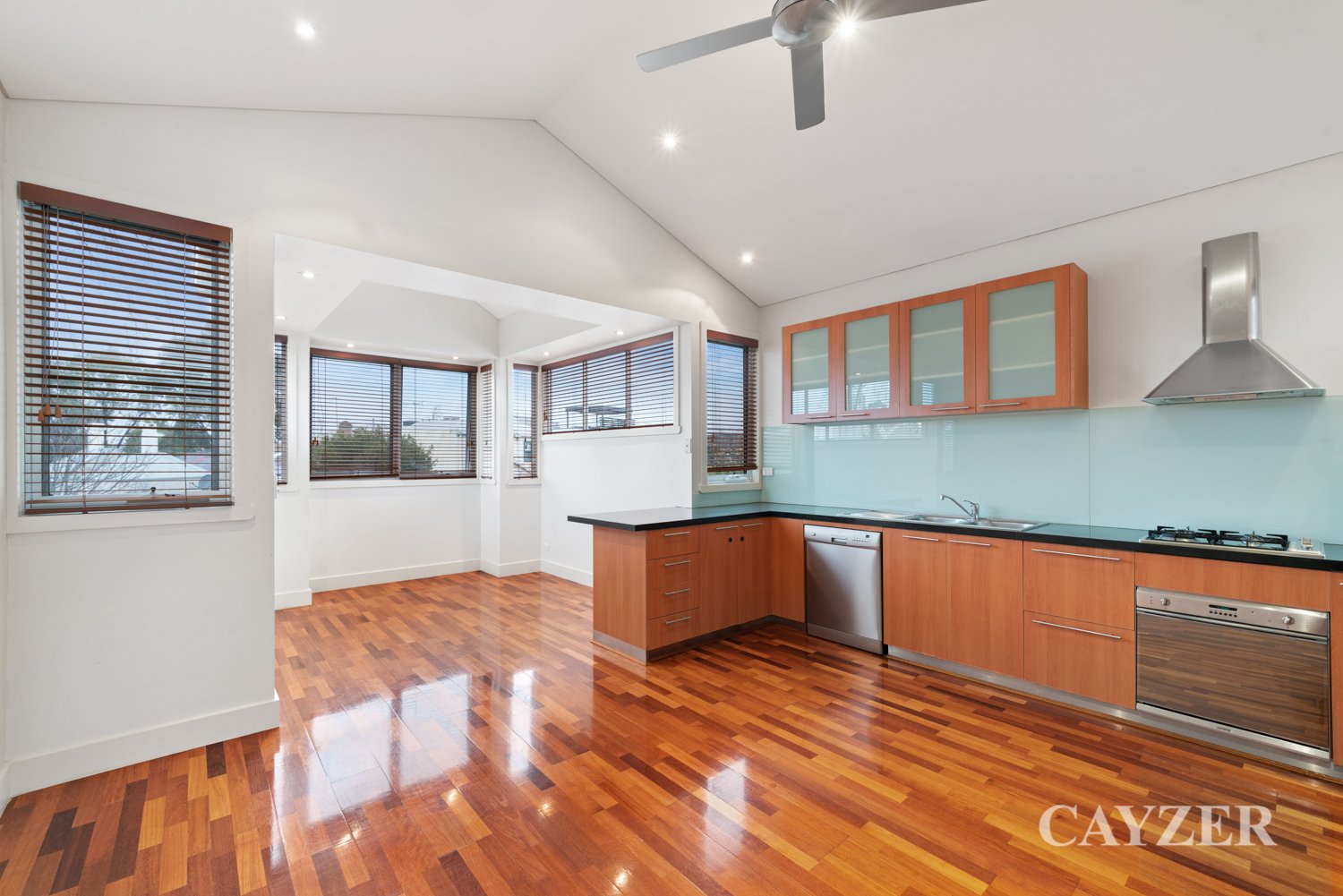 Gallery: 306 Esplanade East