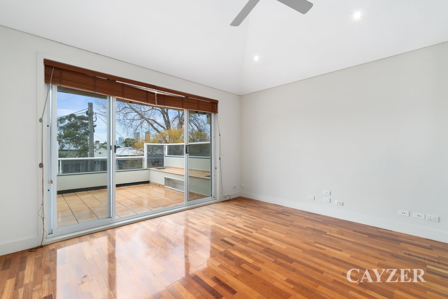 Gallery: 306 Esplanade East