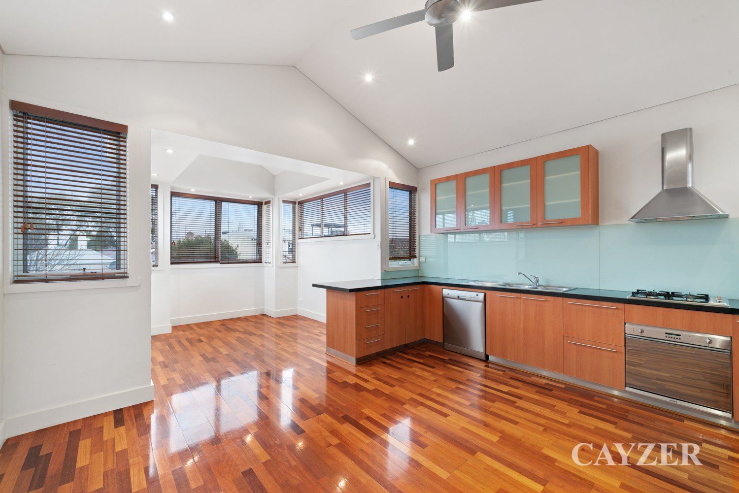 Gallery: 306 Esplanade East