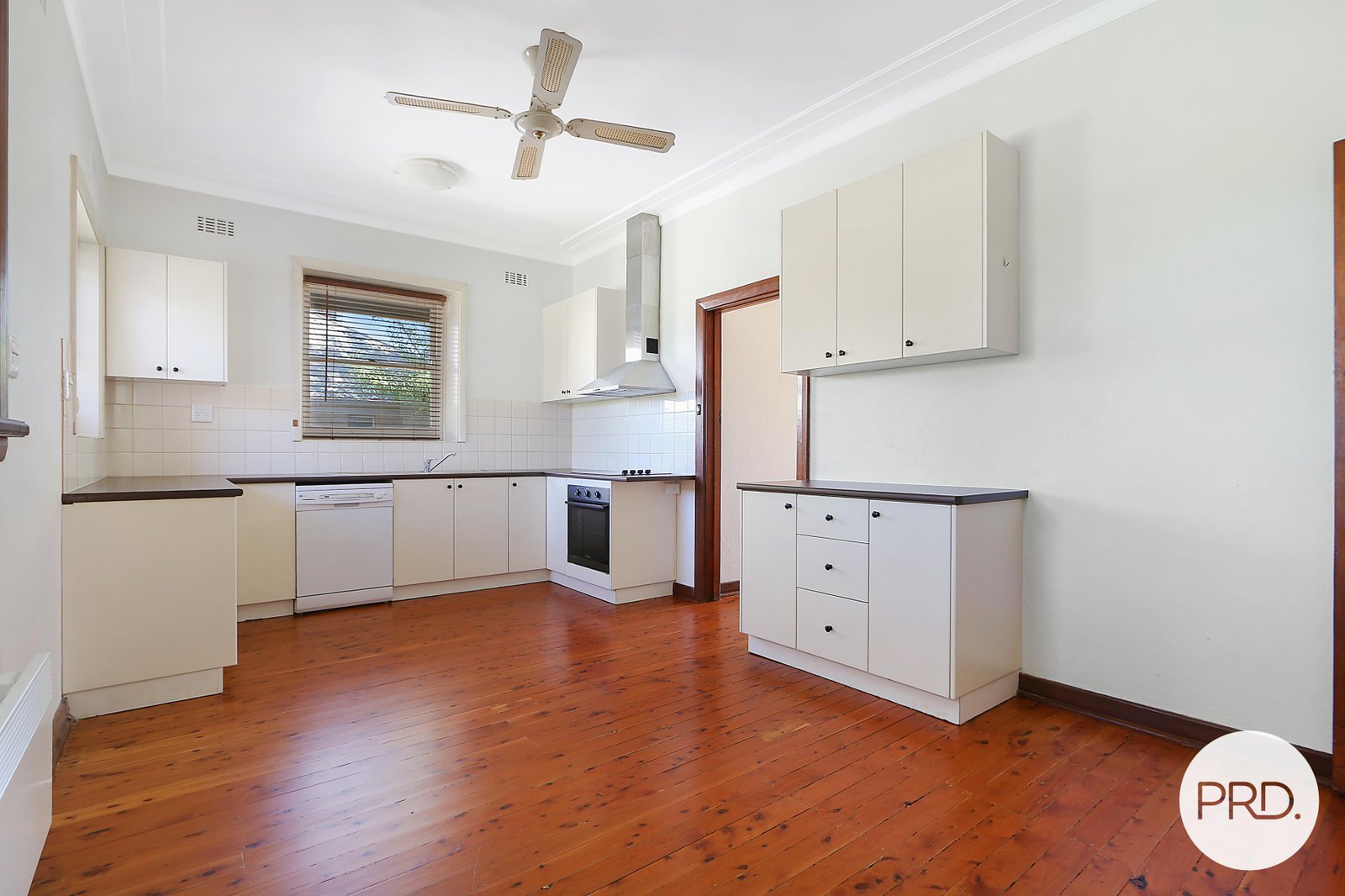306 Walsh Street ALBURY 2