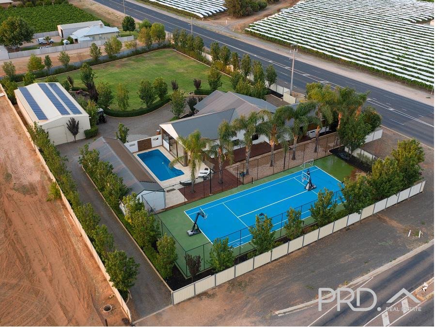 3060 Fifteenth Street IRYMPLE 5