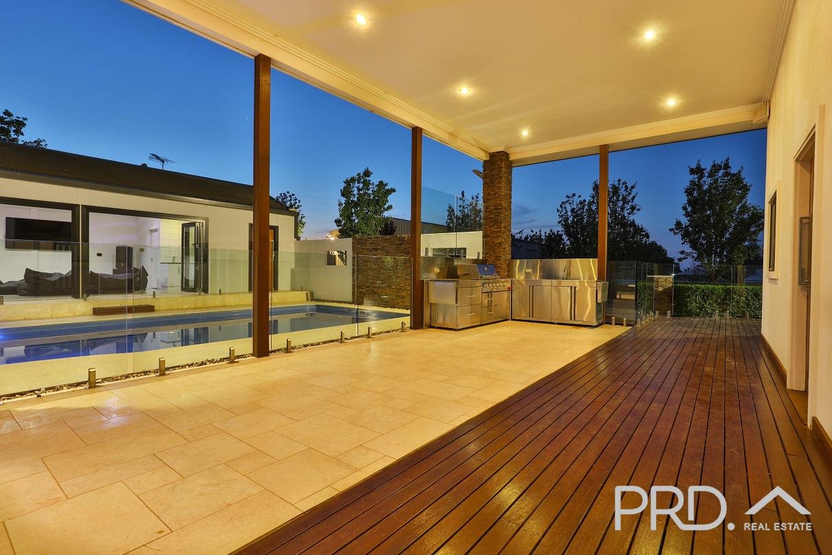 3060 Fifteenth Street IRYMPLE 17