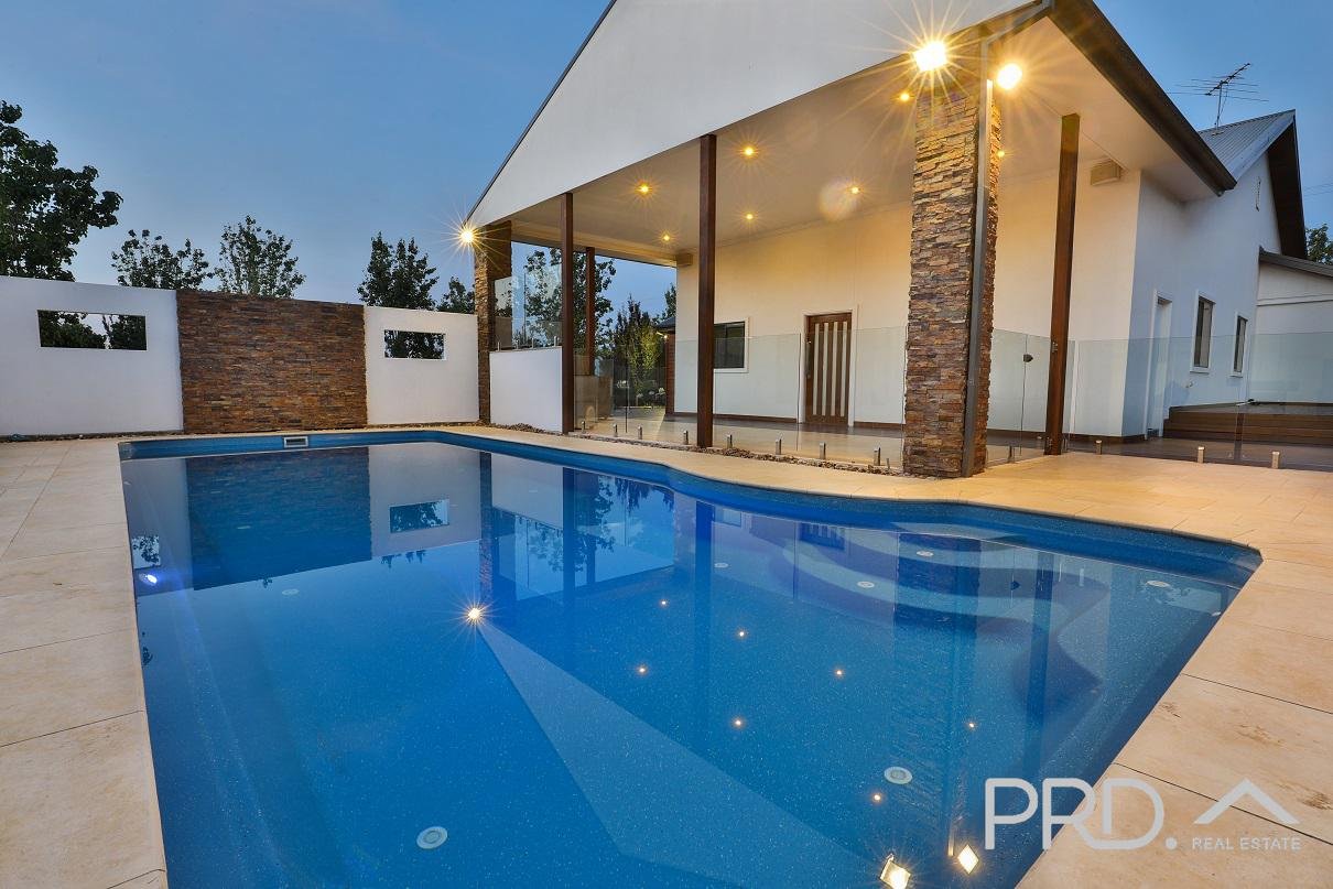 3060 Fifteenth Street IRYMPLE 19