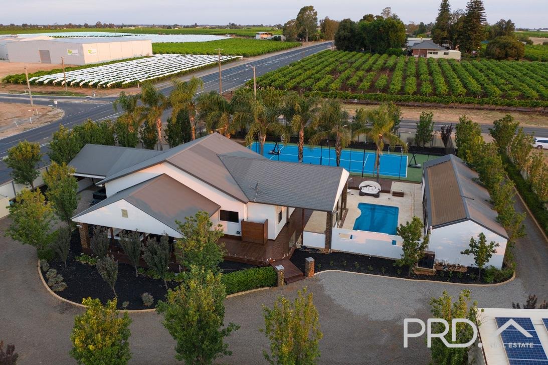 3060 Fifteenth Street IRYMPLE 34