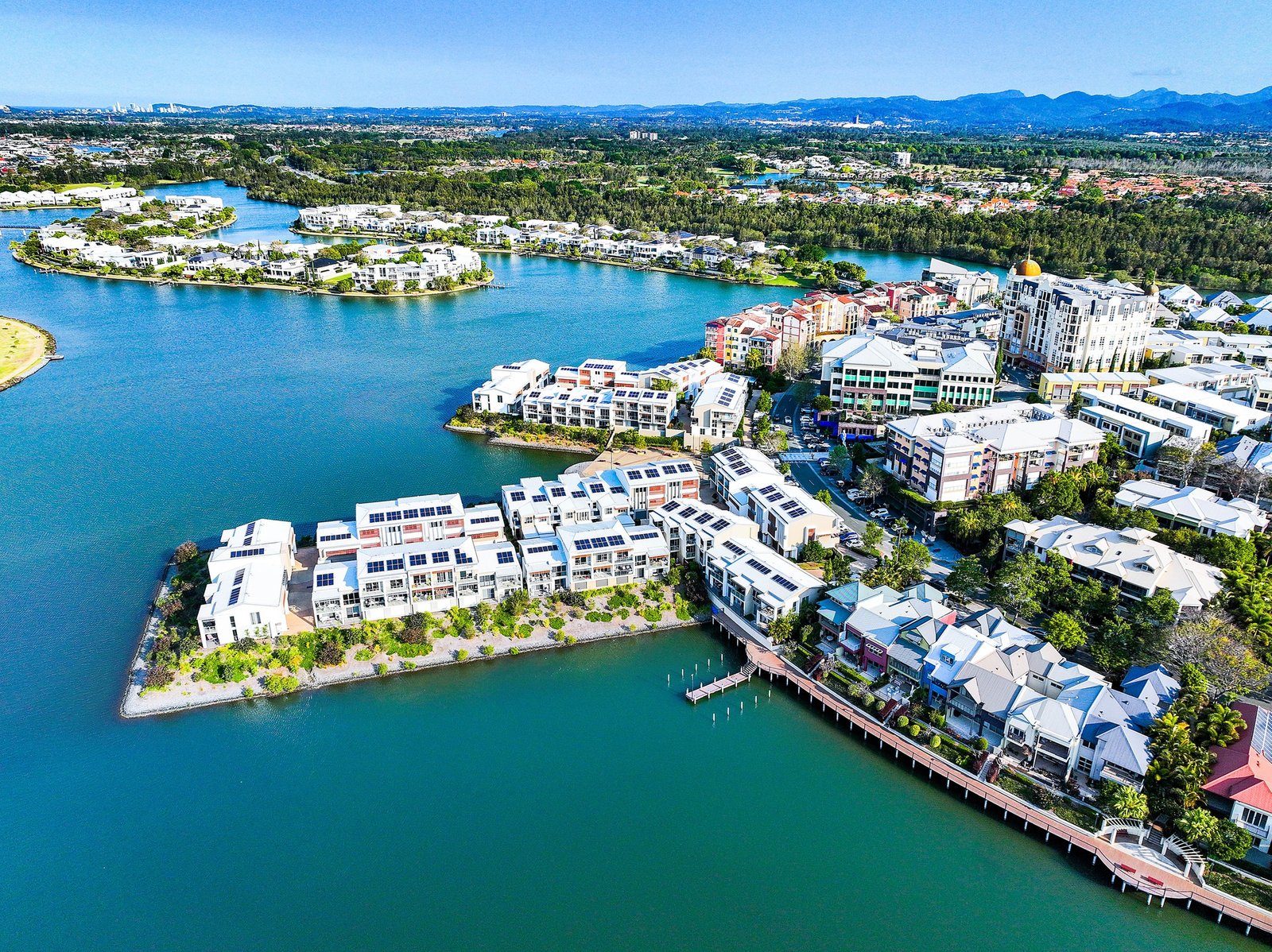 3061 Quay South Drive CARRARA 9
