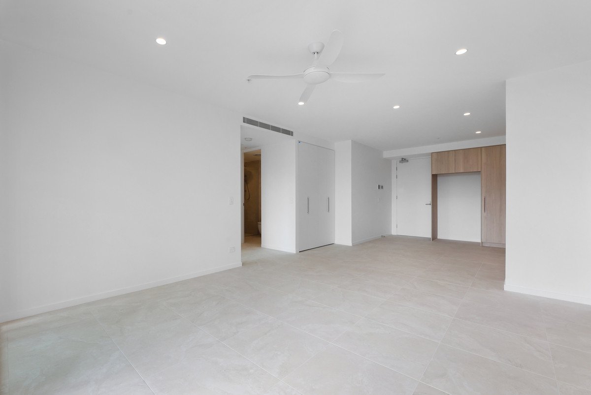 306/1 Tenth Avenue Palm Beach 9