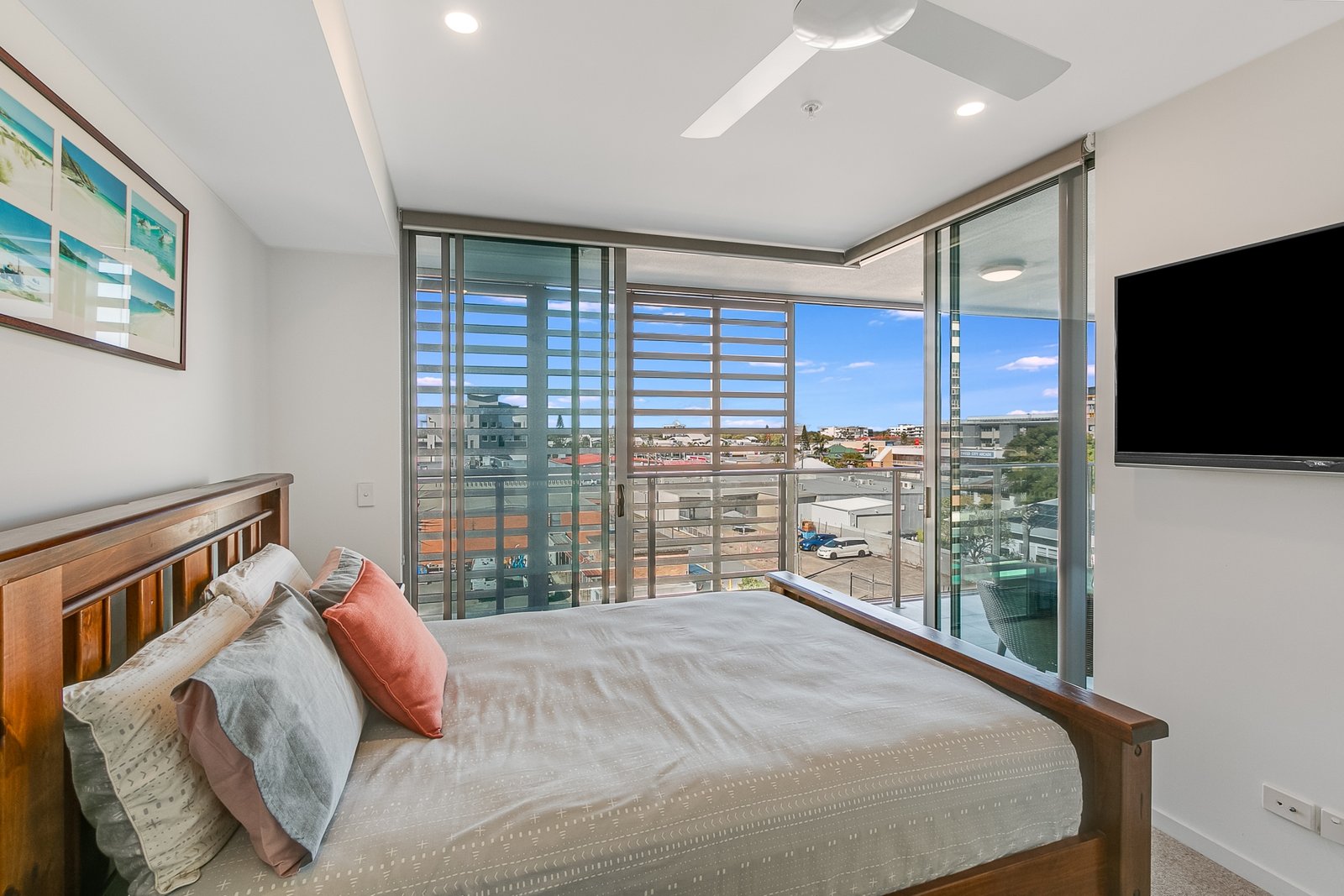 306/11 Enid Street TWEED HEADS 2
